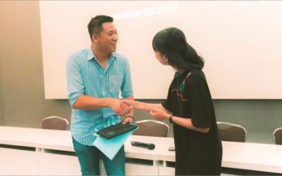 IREC Gelar English Public Speaking Workshop: Delivering the Proper Way of English Public Speaking in News Casting